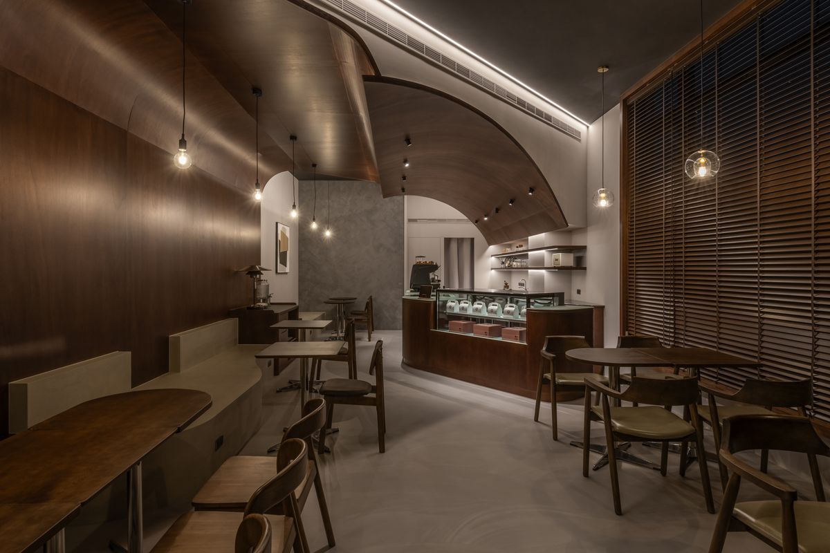 砌貳設計；日福；咖啡廳；商空設計；室內設計
