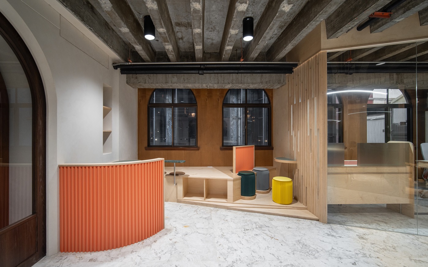 島隅共同工作所 Toui Coworking Space,現代風