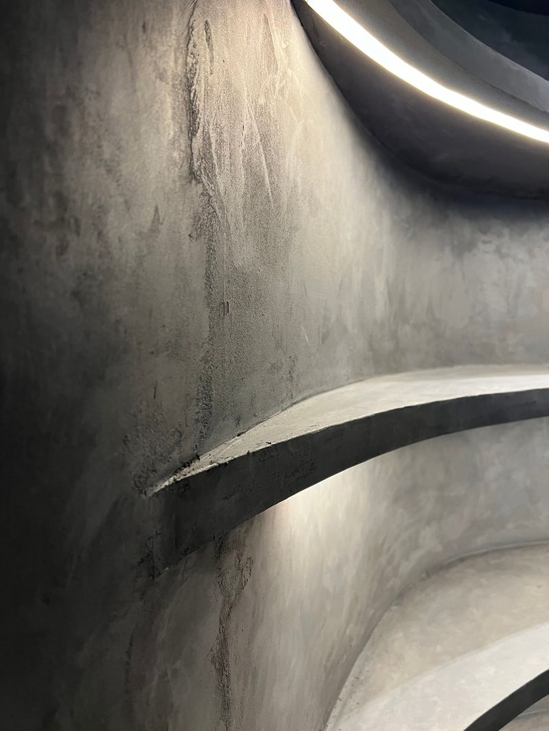 礦物塗料；材質；燈光；空間設計