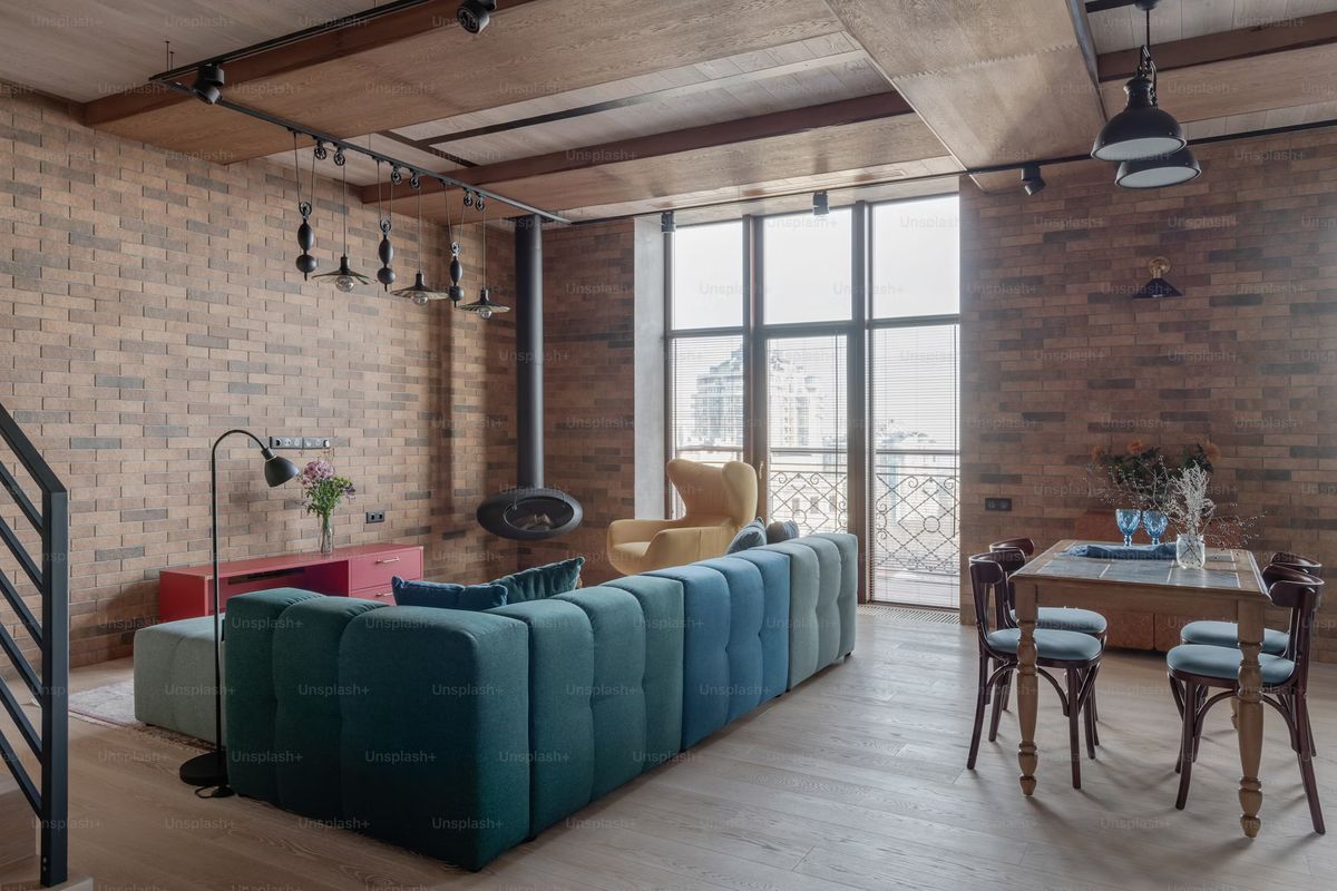 Chill House； 客廳