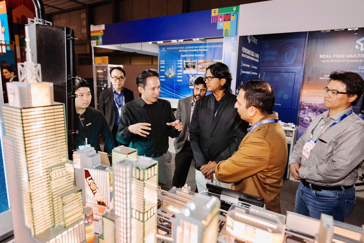 光林智能； Interlux ； 智慧城市